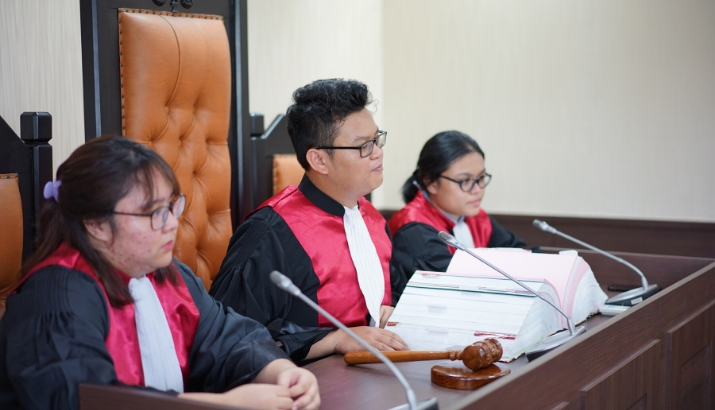 kuliah jurusan hukum