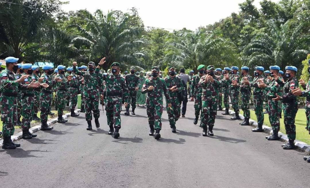 sekolah kedinasan adalah