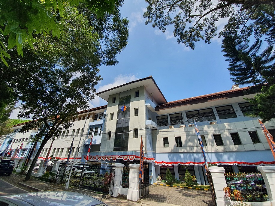 sekolah kedinasan di bandung