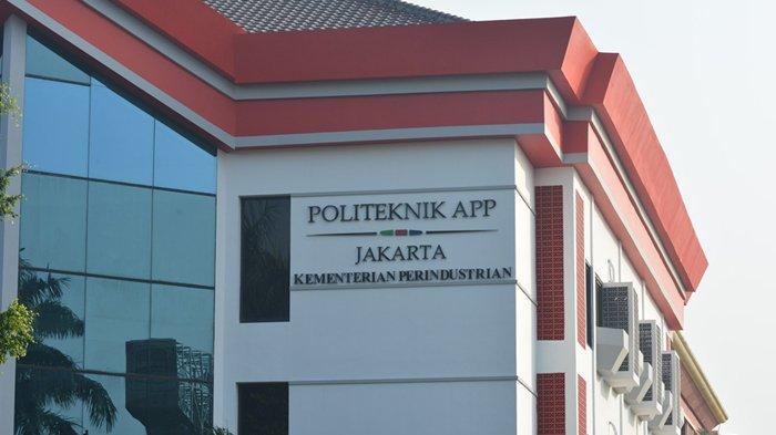 politeknik app jakarta