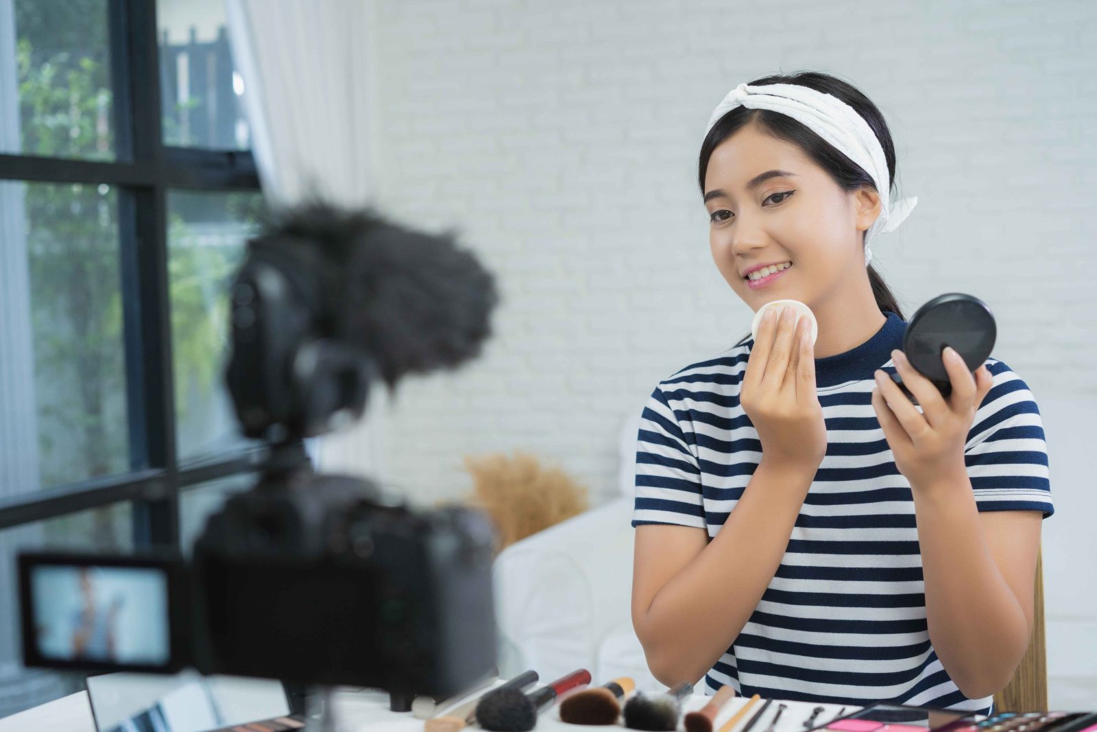 7 universitas yang ada jurusan tata rias dan kecantikan