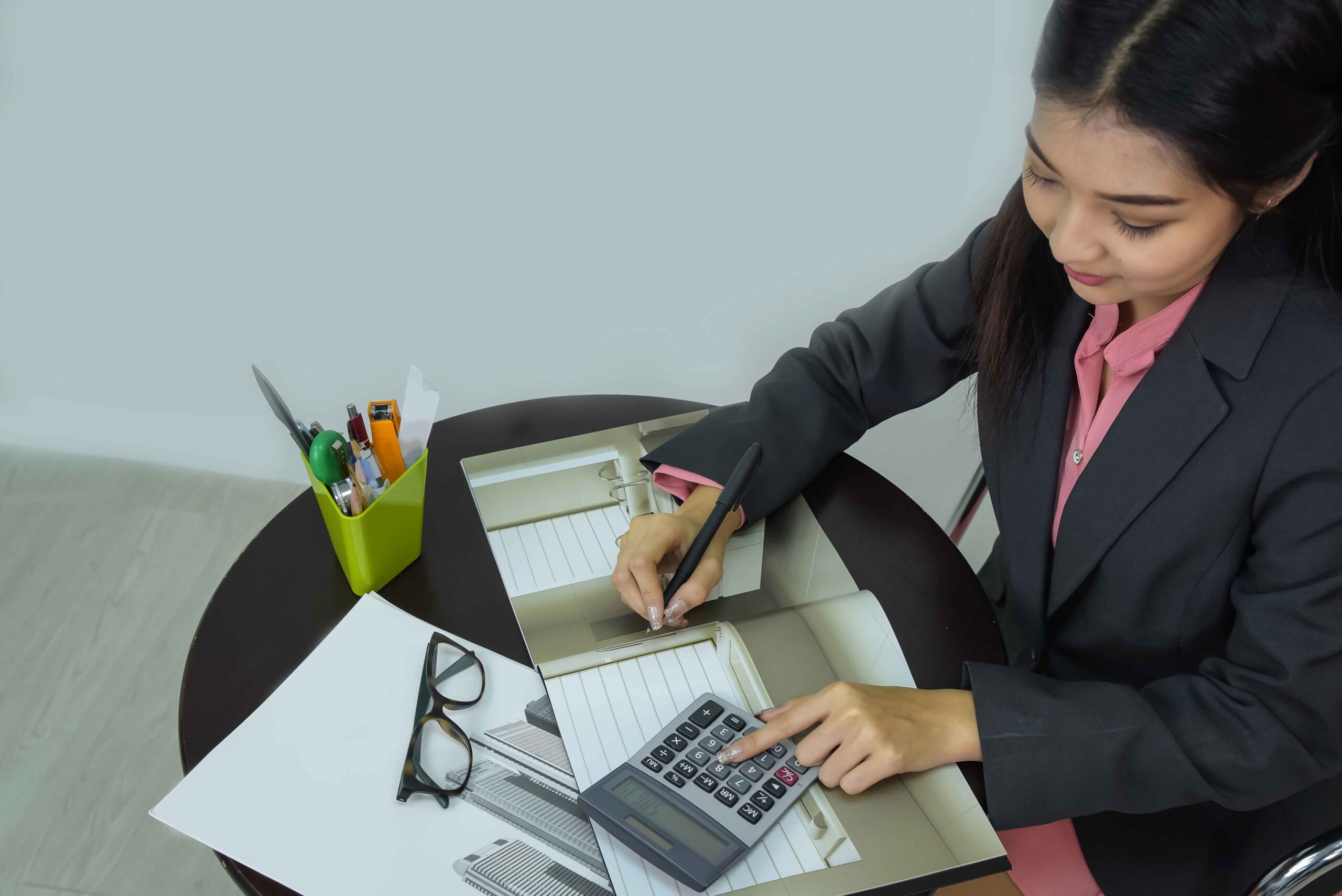 Perbedaan Jurusan Manajemen dan Akuntansi