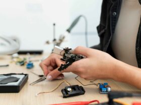 lulusan teknik elektro kerja apa